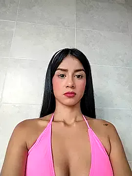 Offline Juliana_Xander on StripChat