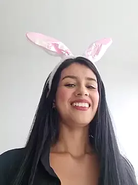 Offline Juliana_Xander on StripChat