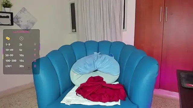 Julie_Markk on StripChat