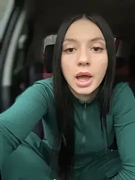 Offline JulliaVegas on StripChat