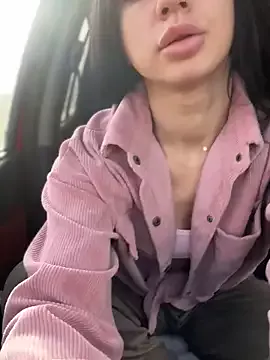 Offline JulliaVegas on StripChat