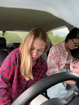 Offline JulliaVegas on StripChat