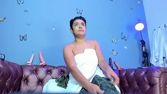 Kaira_mosse on StripChat