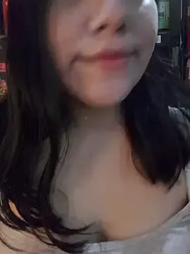 Offline Kalani_Engel on StripChat