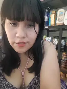 Offline Kalani_Engel on StripChat