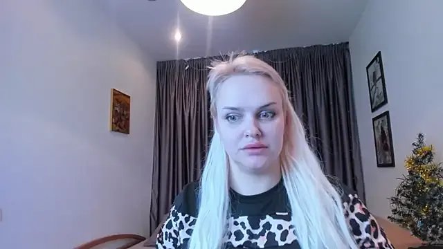 KamillaJei on StripChat