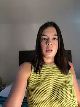 Offline kamivolkano on StripChat