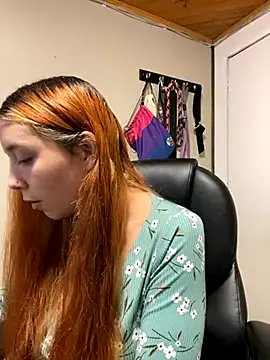 Karen18_boobs on StripChat