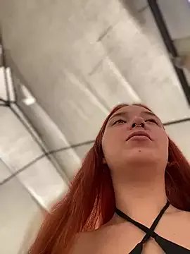 Karen18_boobs on StripChat