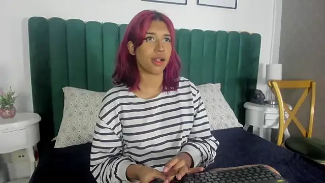 Karin_Ks on StripChat