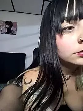 KARINNA__RAVEN on StripChat