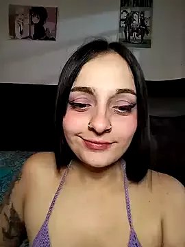 KARINNA__RAVEN on StripChat
