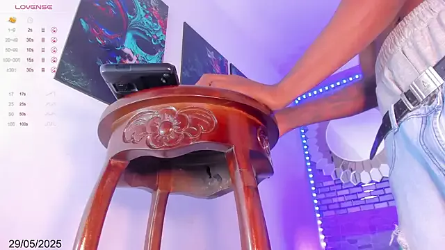 Freechat Karla-Ebony on StripChat