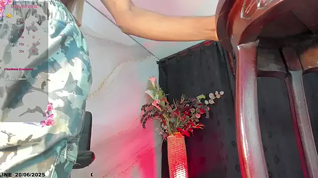 Freechat Karla-Ebony on StripChat