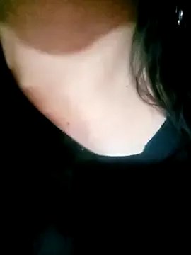 Kasandra02 on StripChat