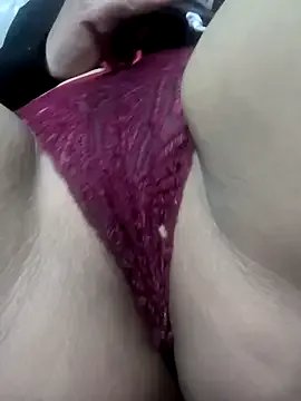 Kasandra02 on StripChat