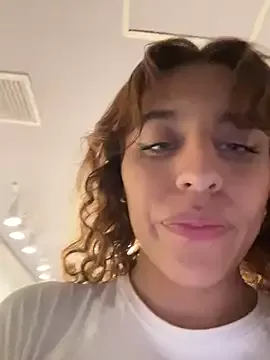 Offline Katee_Jones on StripChat