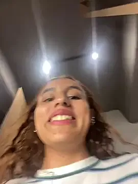 Offline Katee_Jones on StripChat