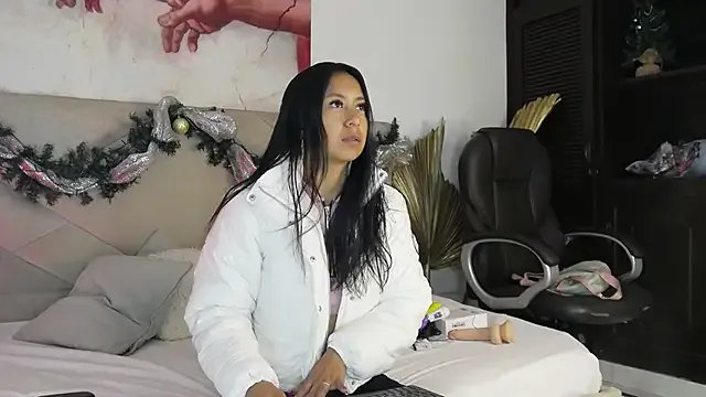 KateValencia on StripChat