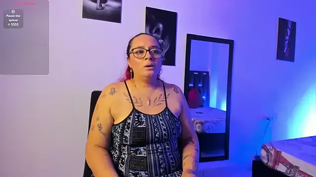 Offline katherina_diaz on StripChat