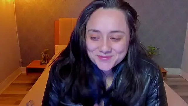 KatherineBond on StripChat