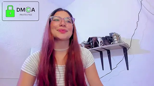 kathryn07 on StripChat