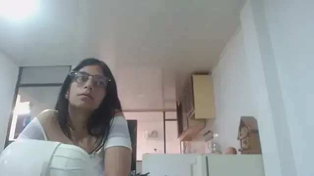 Kattykatjv on StripChat