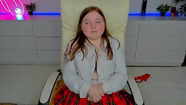 KattyRose8 on StripChat