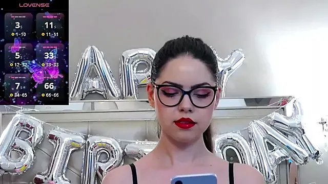 KaylaLewys on StripChat