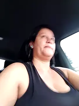 Offline keilymadam on StripChat