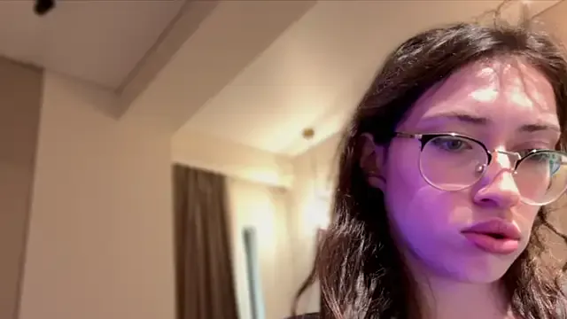 Offline Kelly_Berry__ on StripChat