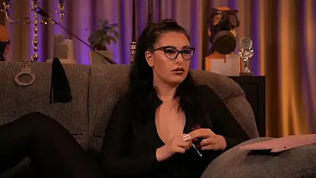 kelly_kent on StripChat