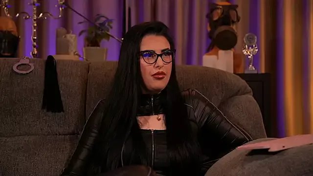 kelly_kent on StripChat