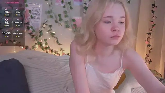 Kellybbface on StripChat