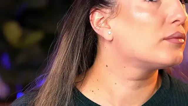 KellyMathews — Panties off - take a close look 