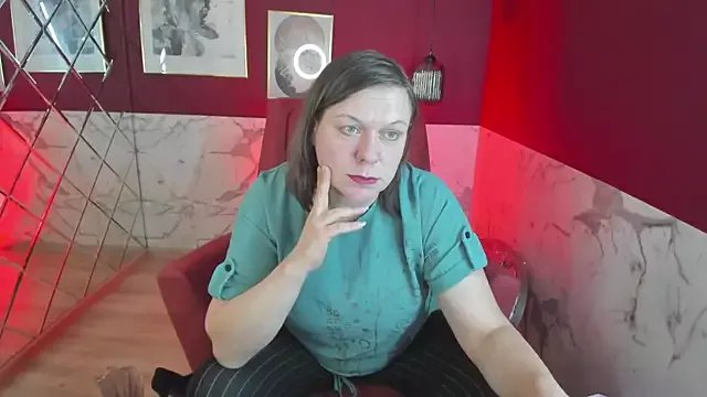 KellyPerfection on StripChat