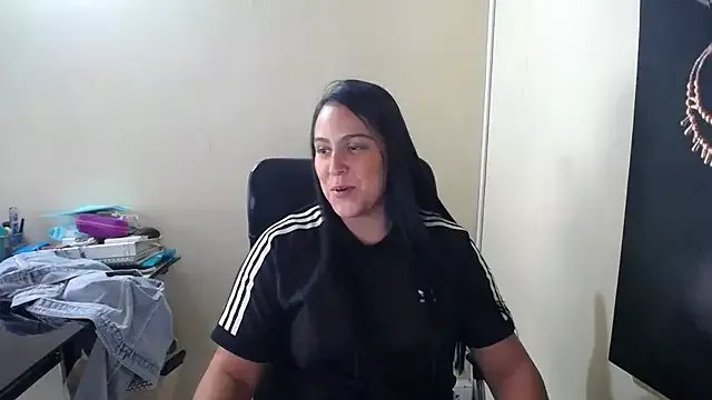 kendall_52 on StripChat