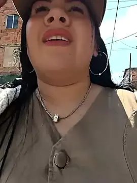 Kendra-daring on StripChat