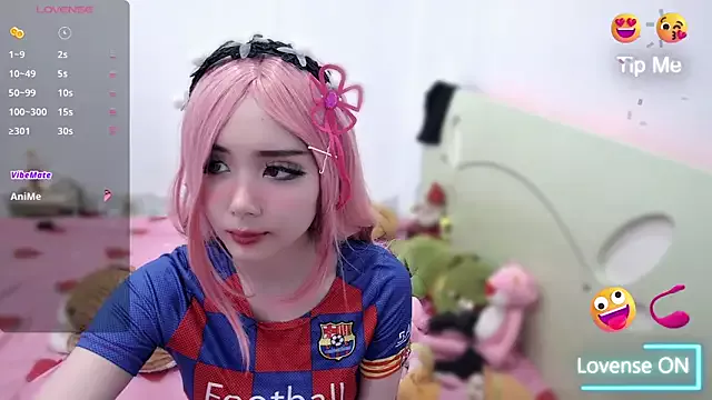 Offline KendyRose1 on StripChat