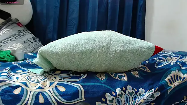 Offline kenyka_bigass on StripChat