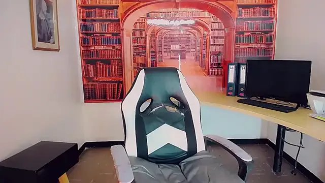 khiara_moretti on StripChat