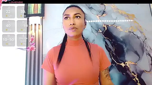 khiara_moretti on StripChat