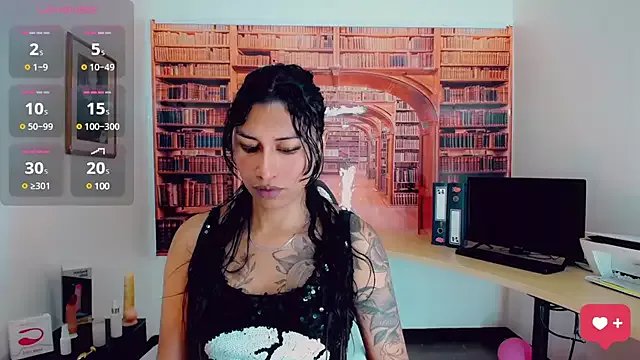 khiara_moretti on StripChat