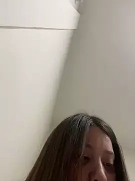 kiarafonseca_ on StripChat