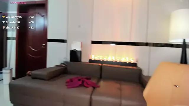 Kiki--2025 on StripChat