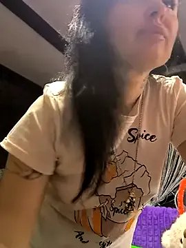 KikiXRed on StripChat