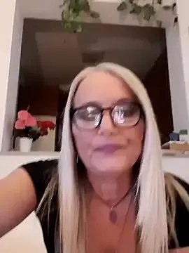 kikkastar on StripChat