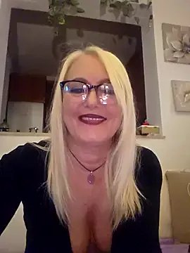 kikkastar on StripChat