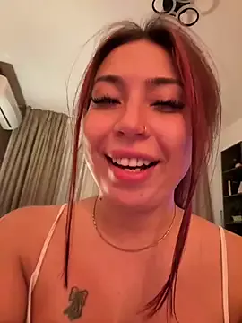 Offline KimArts on StripChat