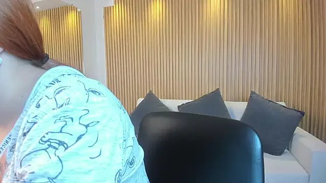 kimbrownn on StripChat